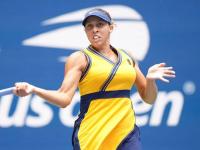 开云-关于阿扎伦卡在加拿大队比赛中问鼎冠军，赛事规则更新引发热议！的信息