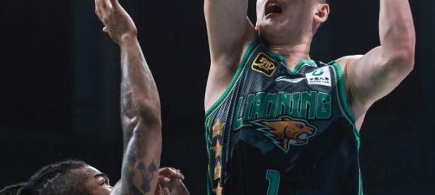 KY体育-辽宁本钢发布备战花絮，赛后复出首秀，欧超杯任务艰巨，更衣室氛围转暖(扇耳光比赛规则)