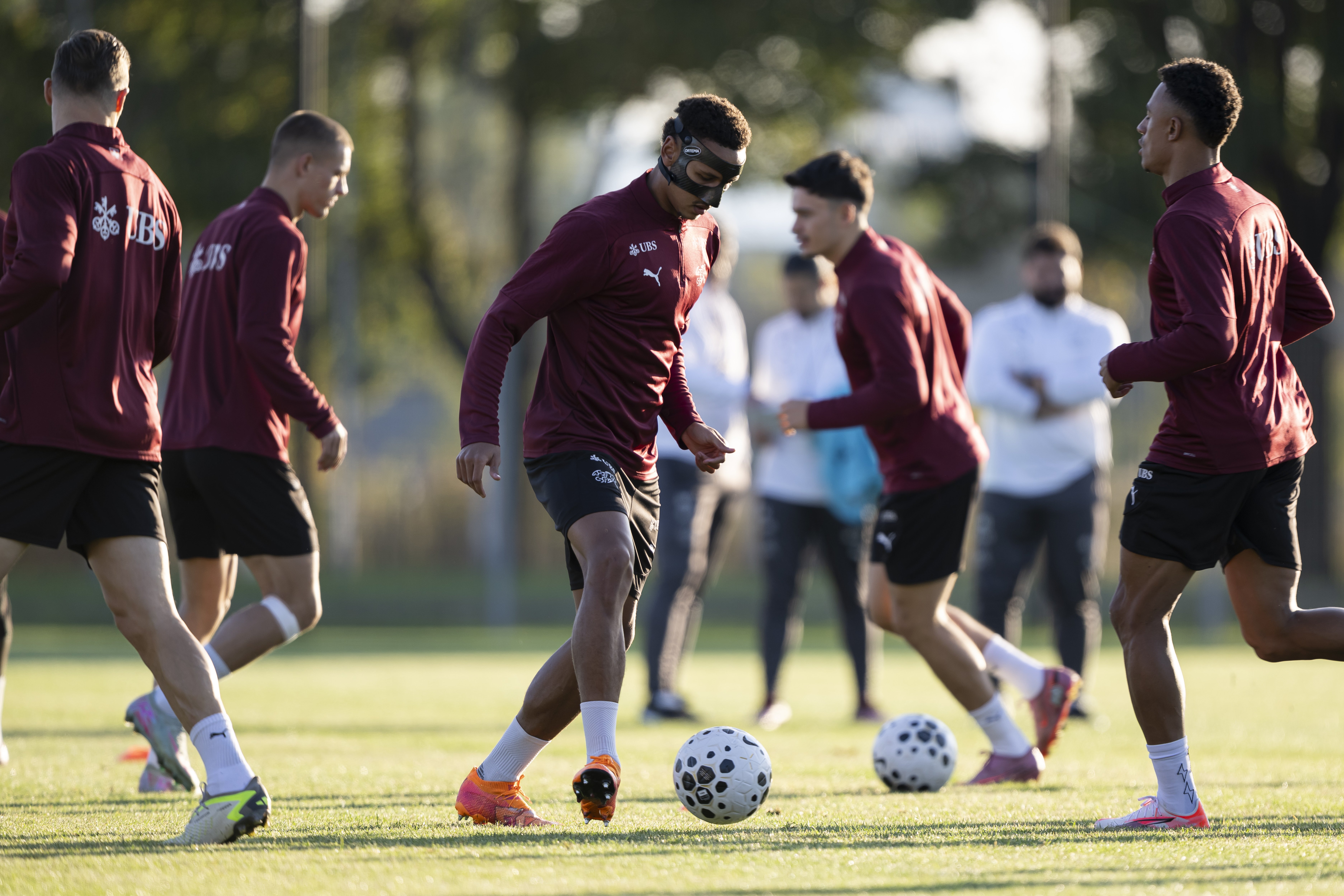 Faker连续十场比赛得分超过出色防守，瑞士队挑战极限！的简单介绍